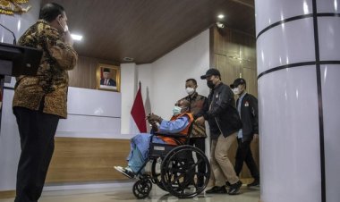 KPK Blokir Rekening  Lukas Enembe Rp 76,2 M