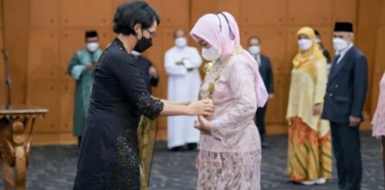 Sekjen Kemendibud  Lantik Rektor Baru Unila