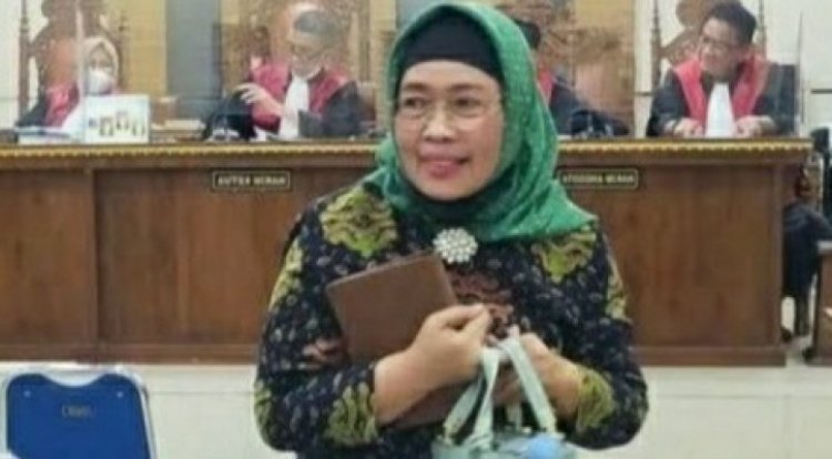 Walikota Eva Dwiana  Titip Ponakan Masuk Unila
