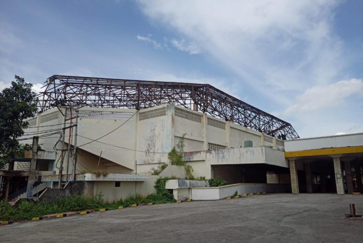 GOR Saburai Alihfungsi  Jadi Masjid Raya   