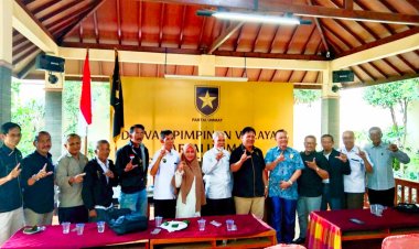 Irjen (Pol) Ike Edwin  Kunjungi Partai Ummat