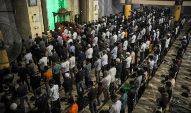 Nabi Sholat Tarawih  11 Rakaat