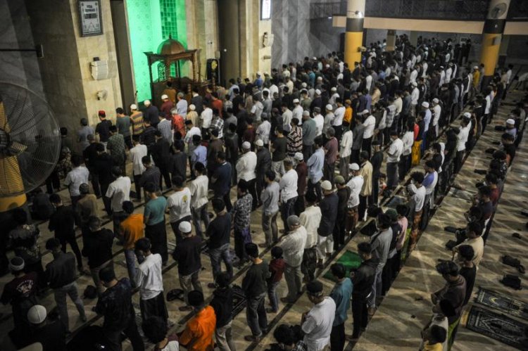 Nabi Sholat Tarawih  11 Rakaat