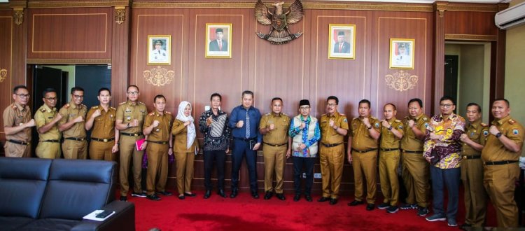 Rektor Universitas Saburai  Audensi ke Bupati Lamsel