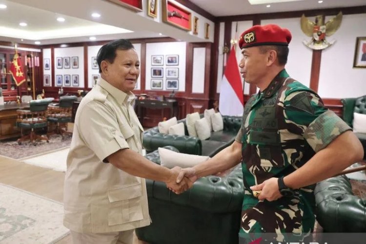 Survei Capres Prabowo Ungguli Ganjar
