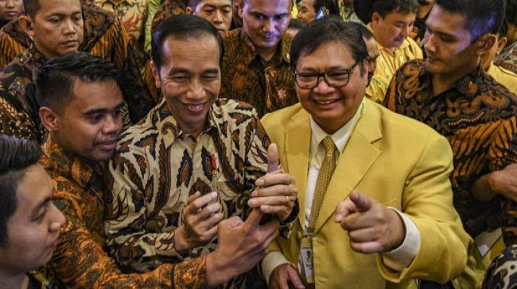 Airlangga Respon Jokowi  Akan Masuk Golkar