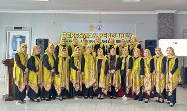Ikatakan Keluarga Ibu-Ibu    Saburai Dikukuhkan