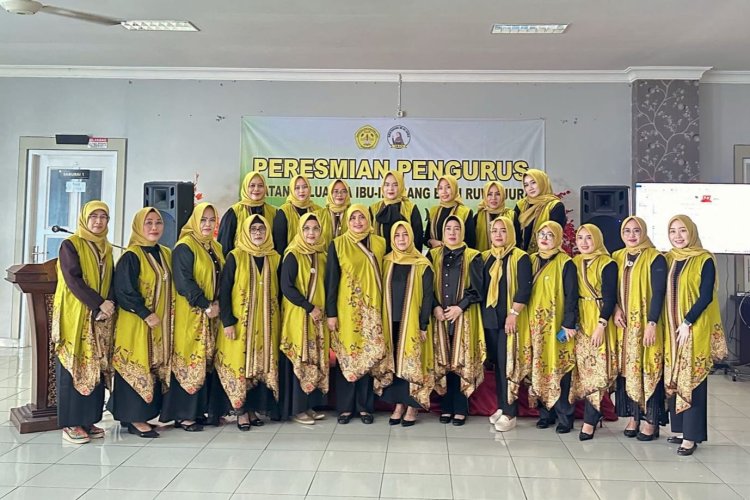 Ikatakan Keluarga Ibu-Ibu    Saburai Dikukuhkan
