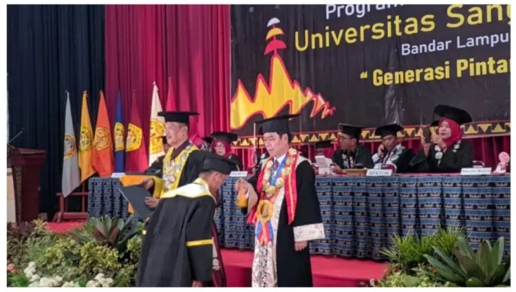 Universitas Saburai   Wisuda 458 Mahasiswa