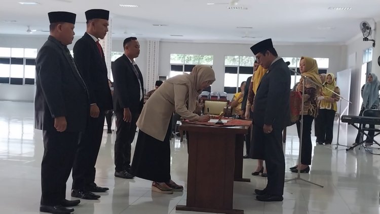 Rektor Universitas Saburai  Lantik Pejabat Struktural