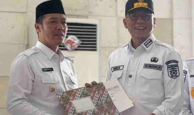 Pemkab Pesisir Barat Hibahkan Tanah dan Gedung Samsat Untuk Tingkatkan Pelayanan Publik
