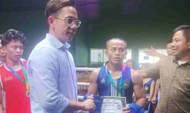 Bupati Lamsel Egi Pratama Dukung Penuh Petinju Muda di Ajang Night Boxing 2025