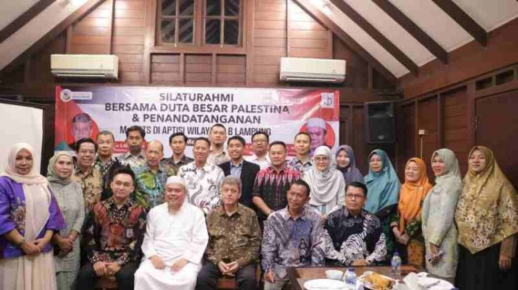 MoU Bersejarah! Kampus di Lampung Buka Pintu untuk Pejuang Muda Palestina Enyam Pendidikan