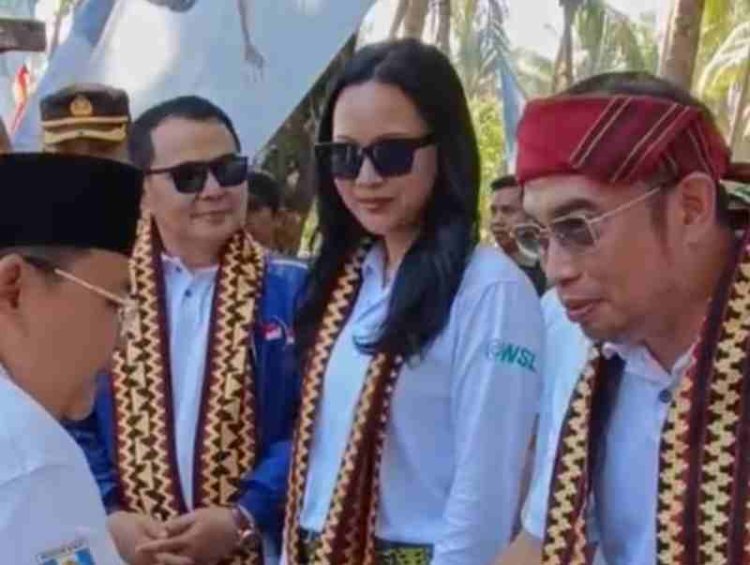 Senator Almira Hadiri Pembukaan Word Surf League Krui Pro 2025