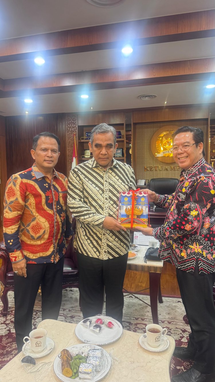 Rektor Universitas Saburai   Audensi ke Ketua MPR RI