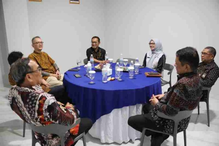 Menyulam Budaya di Tengah Gelombang Zaman: Catatan Naratif dari Temu Wacana Dewan Kesenian Lampung 2025