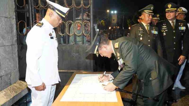 Hening Cipta untuk Pahlawan, Danrem Irup Apel Kehormatan dan Renungan Suci di TMP Kedaton Lampung