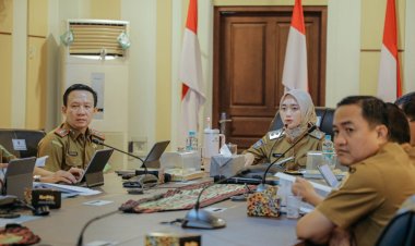 Wagub Jihan Pimpin Rapat Evaluasi Program Prioritas Desaku Maju demi Memperkuat Kualitas dan Efektivitas