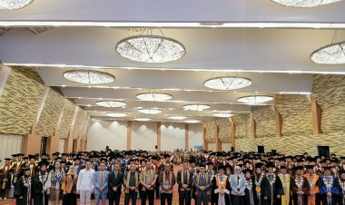 Universitas Saburai Wisuda 349 Lulusan, Rektor Tekankan Integritas dan Karya Nyata