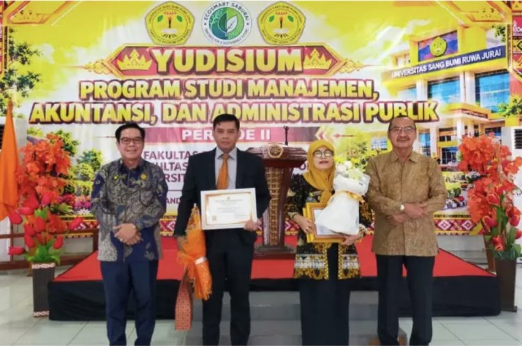 Universitas Saburai Gelar Yudisium Gabungan FEB dan FISIPOL, Rektor Sodirin: Gelar Harus Dibuktikan dengan Integritas