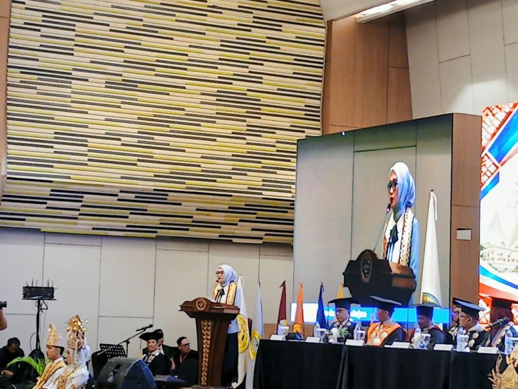 Hadiri Wisuda, Wagub Jihan Apresiasi Universitas Saburai sebagai Mitra Strategis Pembangunan SDM Lampung